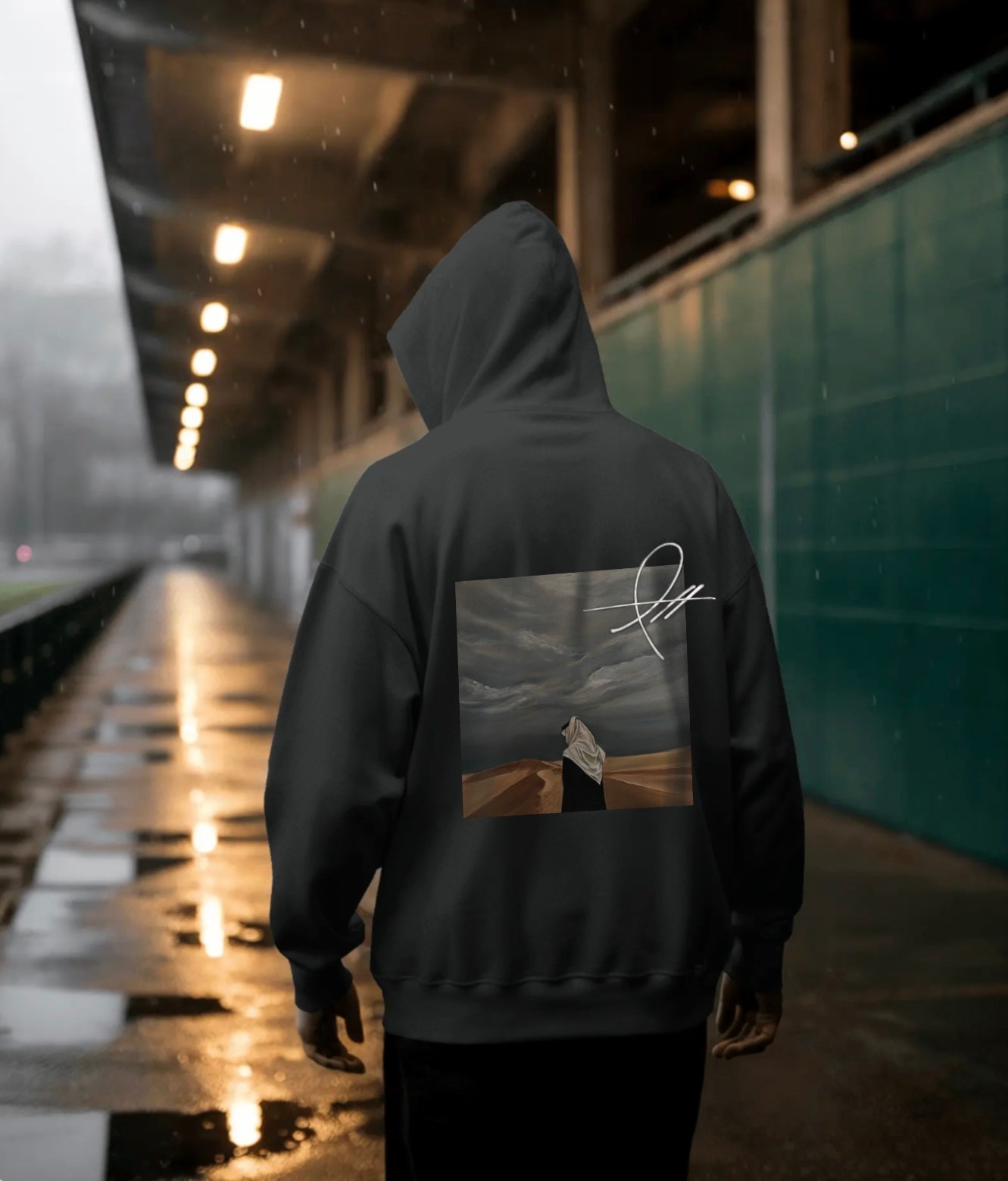 Winter Tales Hoodie – هودي حكايات شتوية